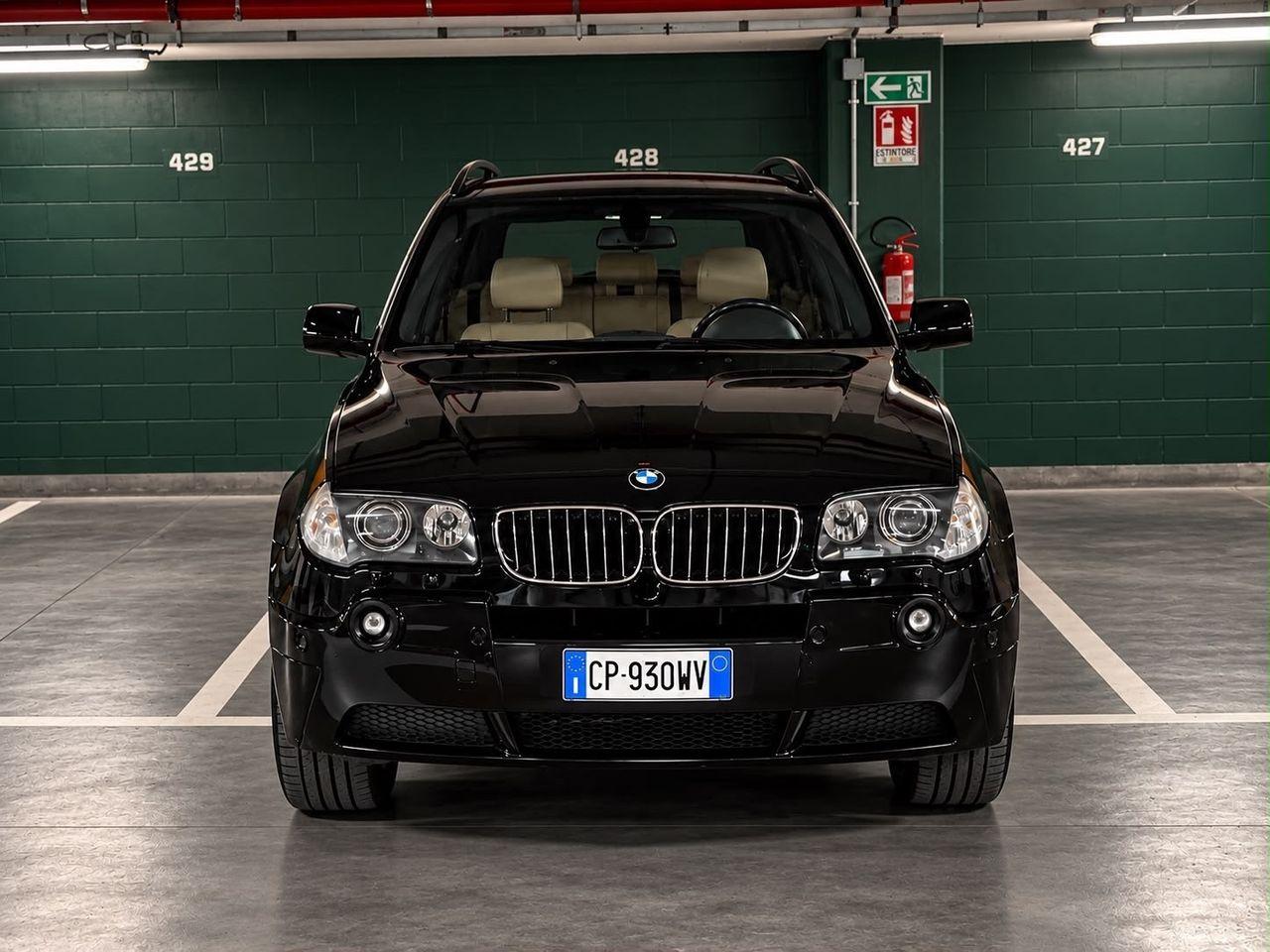BMW X3 2004 — interior
