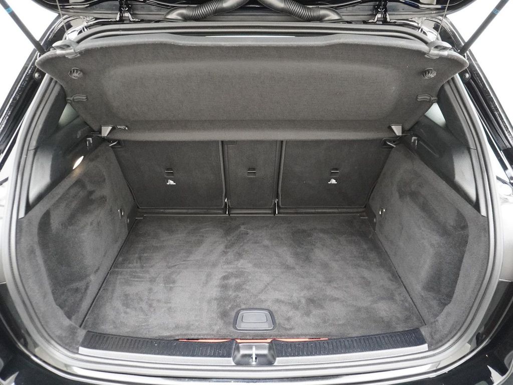 Mercedes-Benz B 250 B 250e Luxury | Sfeerverlichting | Achteru