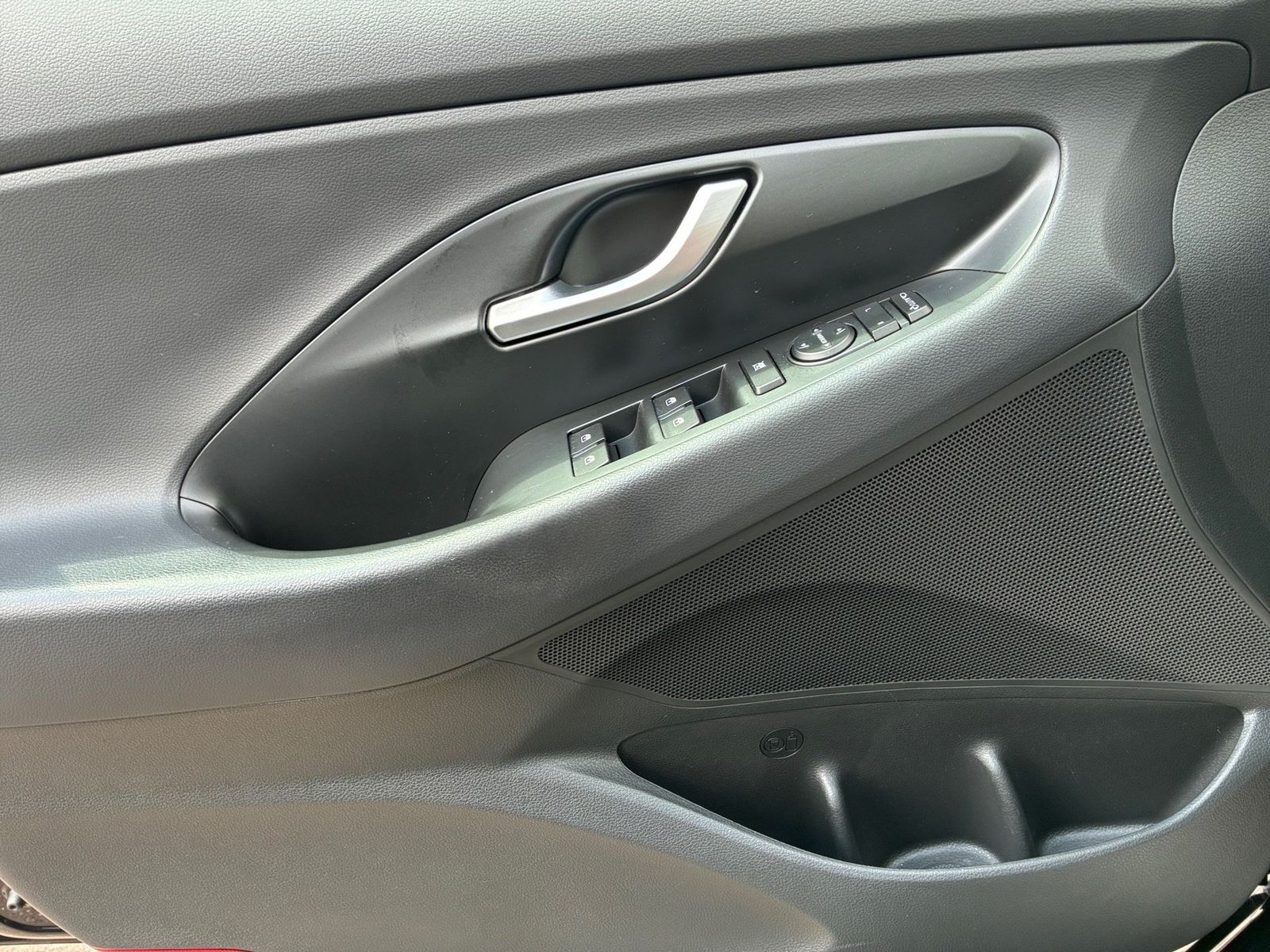 Fahrzeugabbildung Hyundai i30 cw 1.5 T-GDI Prime Kamera,LED,Navi,SHZ,ACC