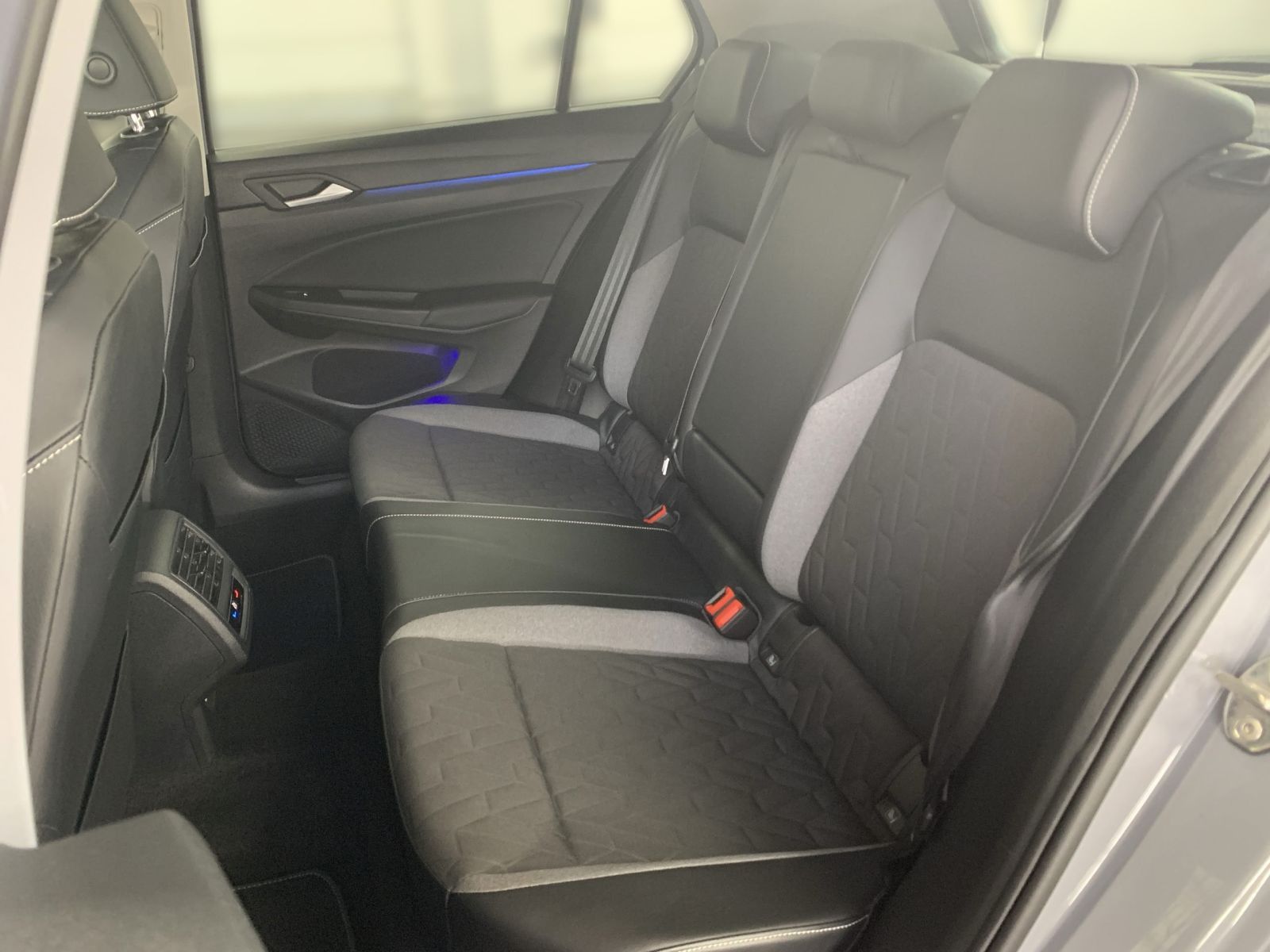 Volkswagen Golf - Bild 11