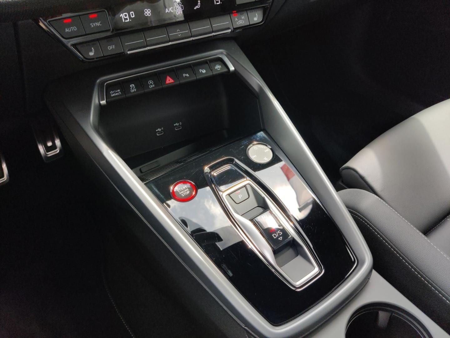 Fahrzeugabbildung Audi S3 Sportback S-Sportsitze Navi e. Sitz