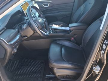 Jeep Compass 1.3 S 360+Kam.+KeyLess+Navi+Pano+SD+SHZ