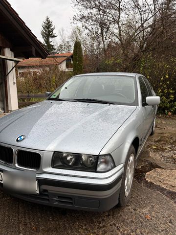 BMW e36 316i Limousine TÜV