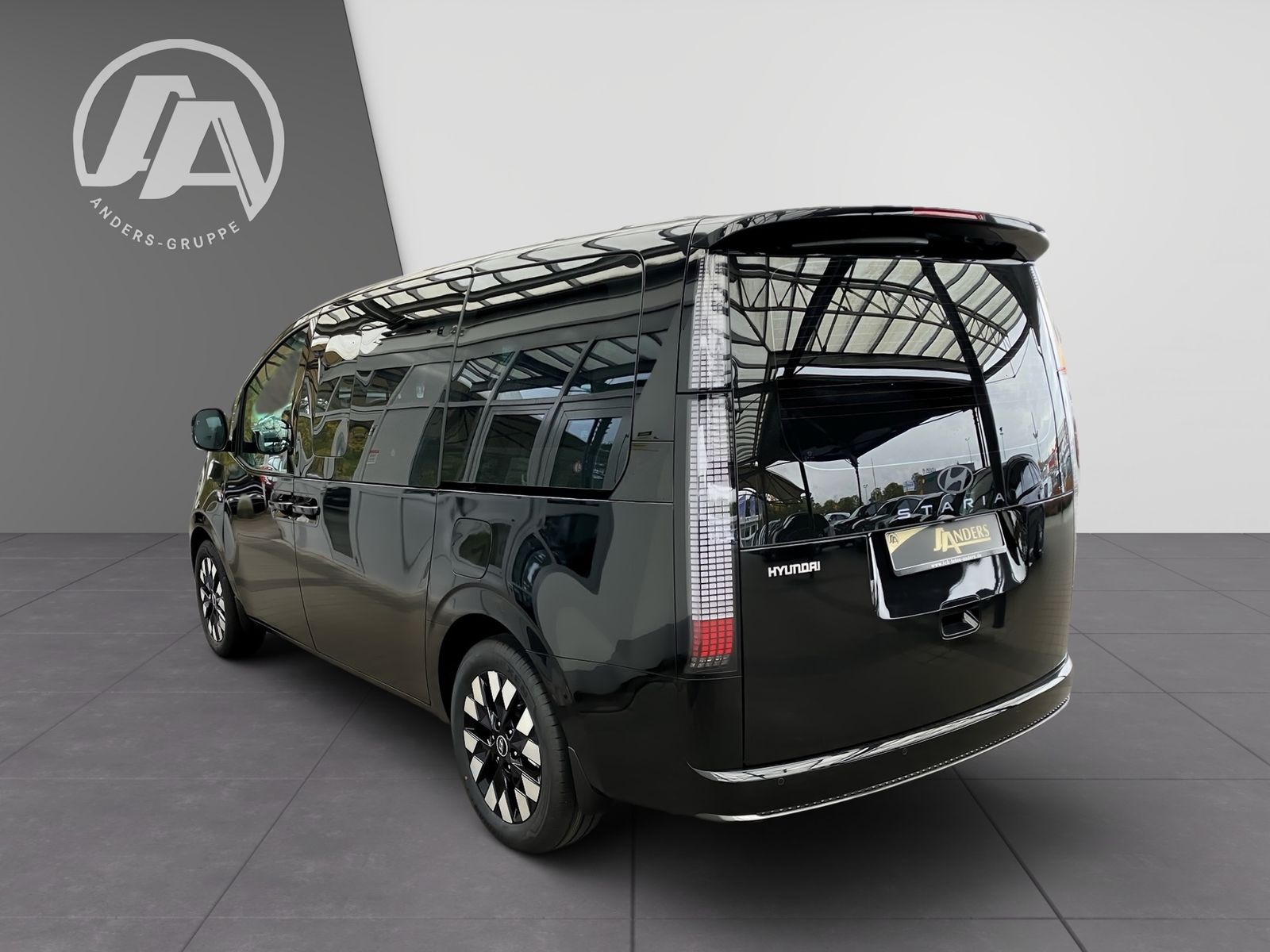 Hyundai Staria – Bild 3