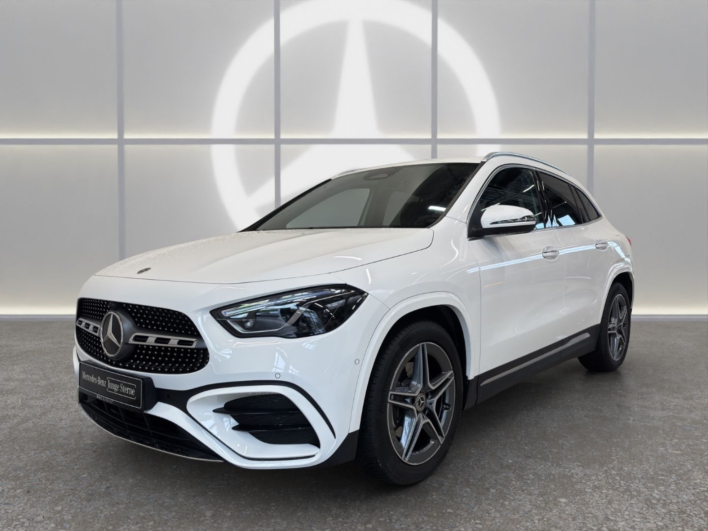 MERCEDES-BENZ GLA 200 AMG LINE ADVANCED PLUS AHK+RFK+DIS+MULTI