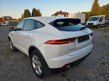 Jaguar E-Pace - 12