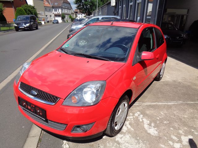 Ford Fiesta Connection Klima AHK Zahnr. Neu TÜV Neu