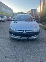 Peugeot 206 1.4 Premium 75 Premium - Peugeot 206 Premium mit Benzin-Antrieb