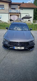 Mercedes-Benz CLA 45 AMG Shooting Brake Mercedes-AMG CLA 4... - graue Mercedes-Benz CLA 45 AMG Shooting Brake