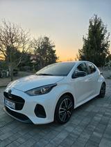 Mazda 2 Hybrid 1.5L Hybrid 7500km Like new  - Mazda 2 Hybrid von privat