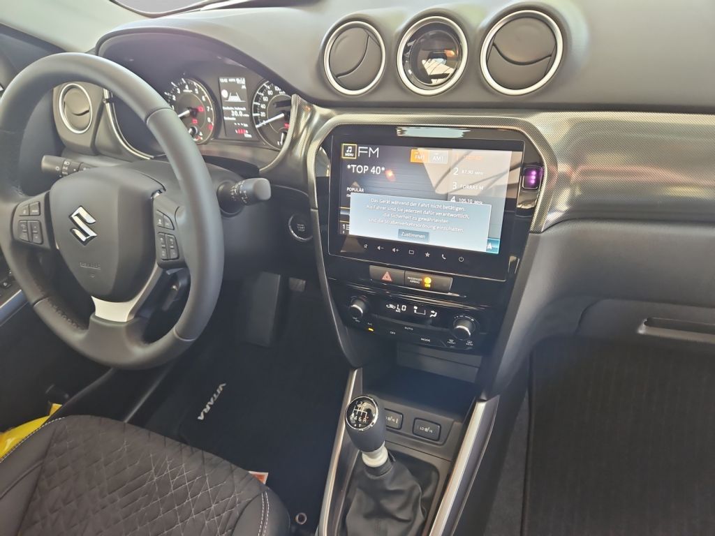 Fahrzeugabbildung Suzuki Vitara 1.4 Allrad Comfort+Navi Sitzheizung LED