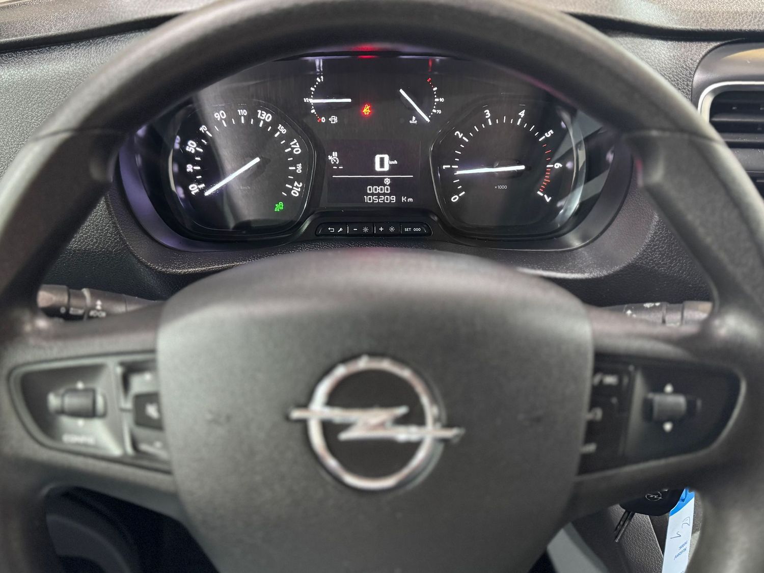 Fahrzeugabbildung Opel Vivaro Edition L3#Sortimo#Kamera#Klima#CarPlay