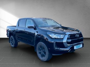 Toyota Hilux 2.4D 4x4 Double Cab Comfort *AHK*2xPDC*NAV