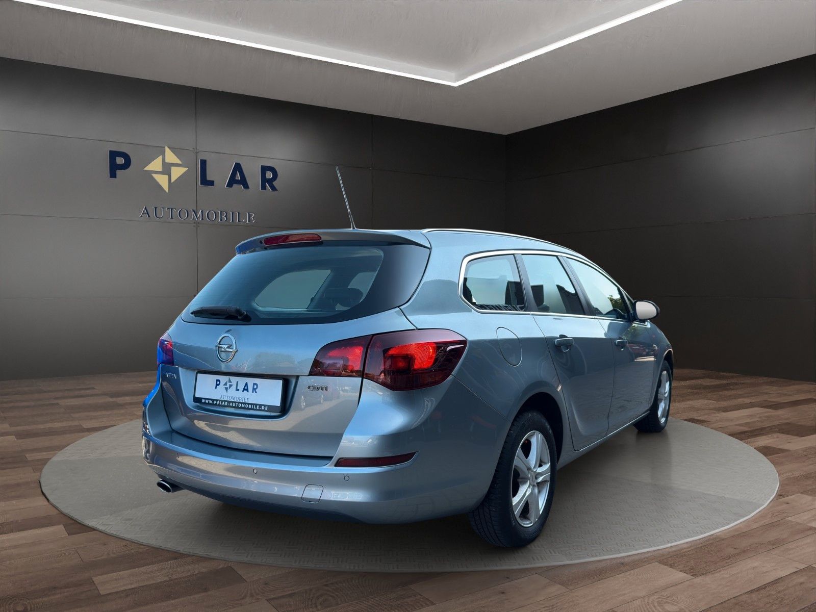 Fahrzeugabbildung Opel Astra J Sports *Bhz-Lenkrad*Tempomat*PDC*Sitzhz