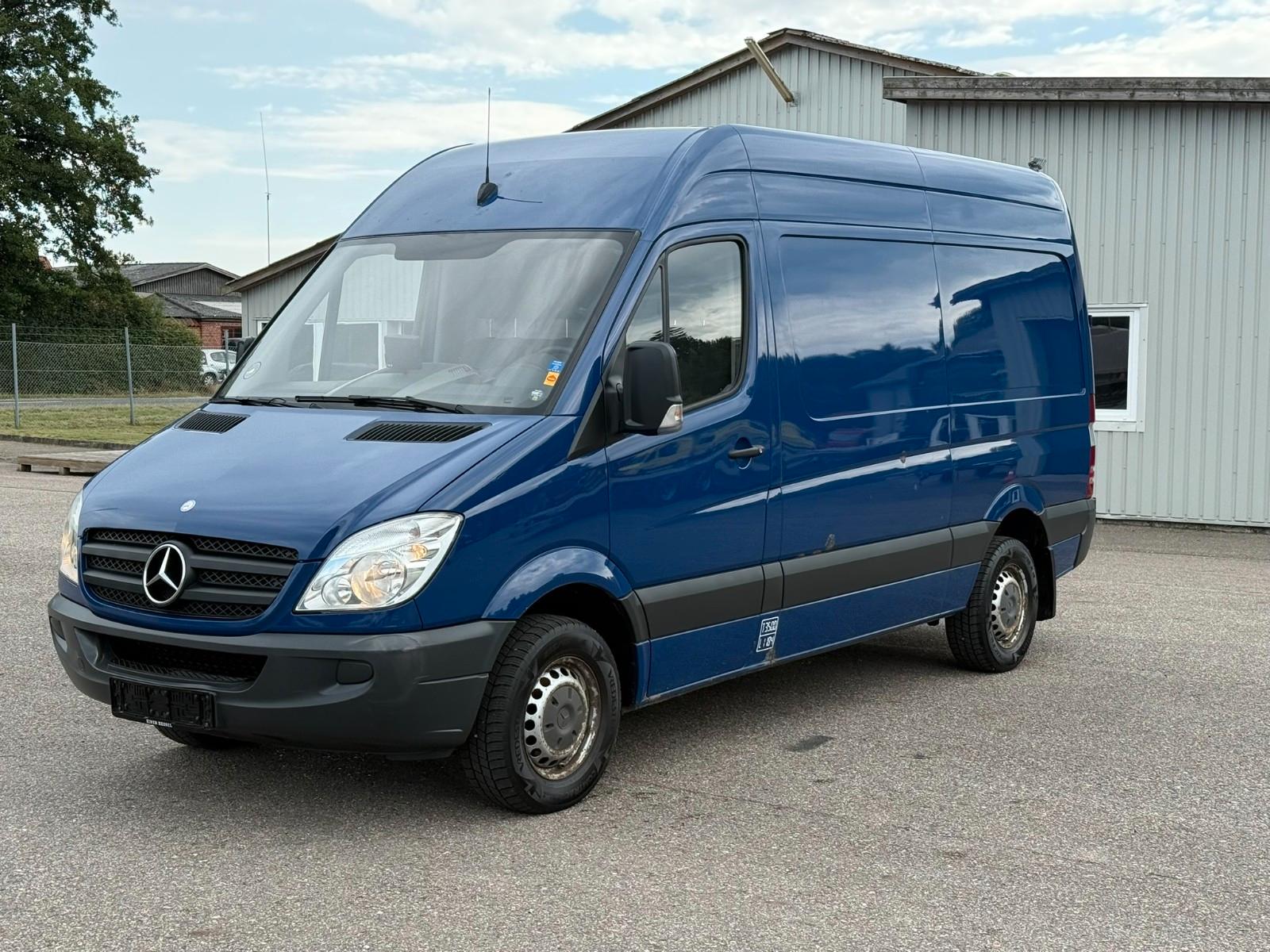 Mercedes-Benz Sprinter 319 CDI  3665  AHK 3,5 T  Klima STHZ