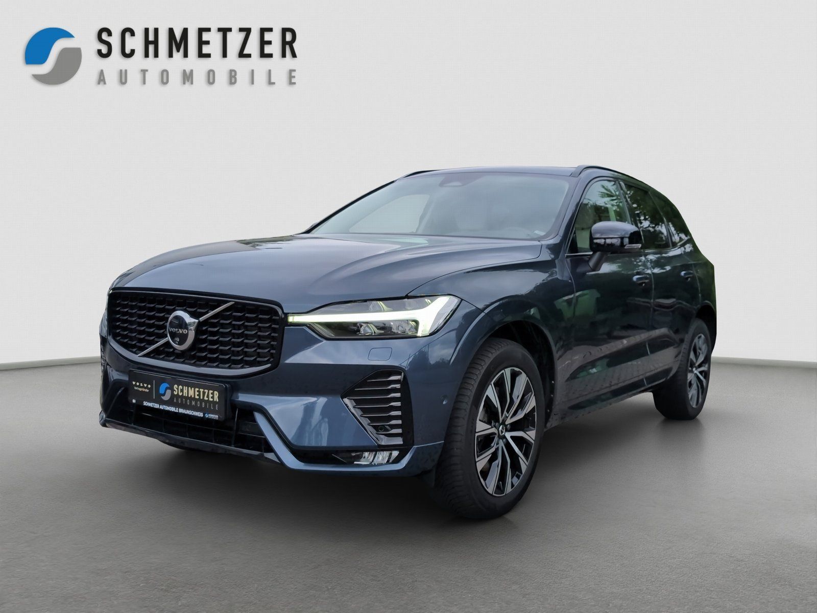 Volvo XC60 B4 AWD Plus Dark 360°Kamera PanoSHD BLIS foto 1