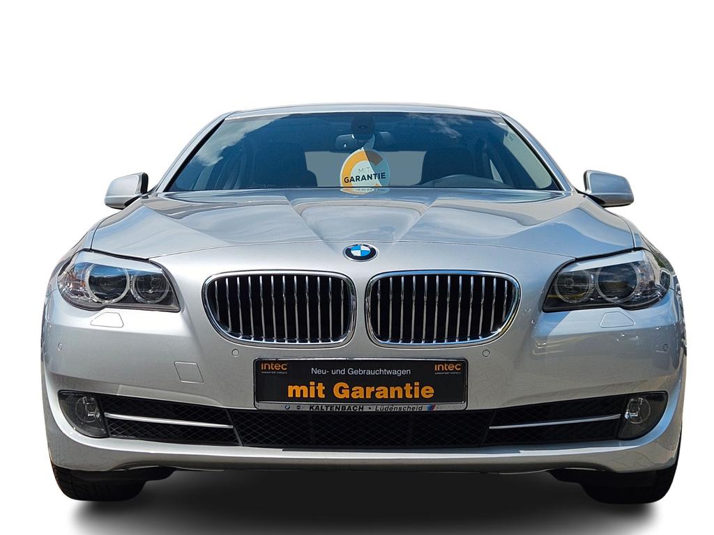 BMW 523