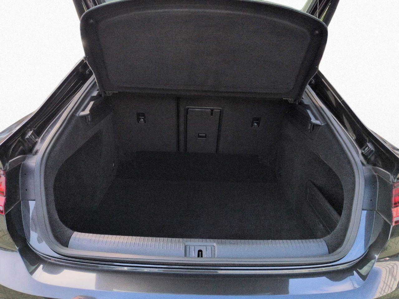 Volkswagen VW Arteon 2.0 TDI R-Line Pano ACC DynLight 20 PP