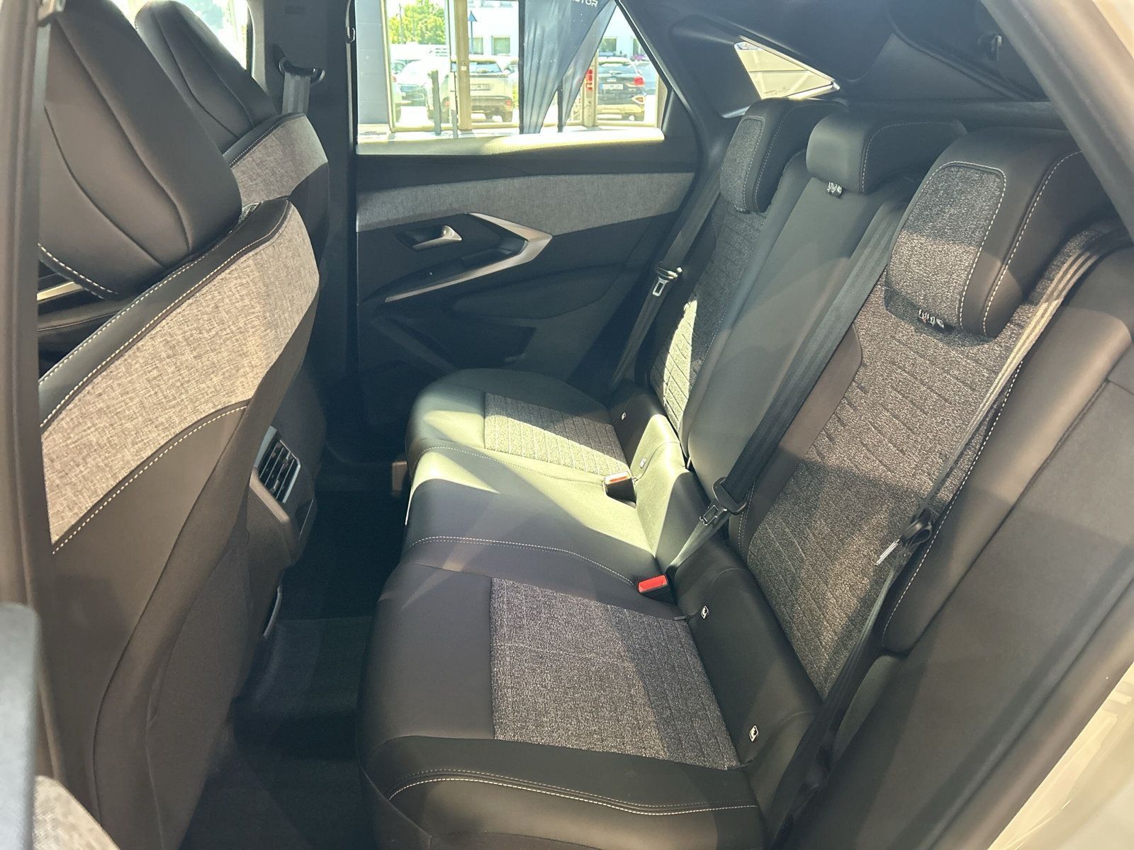 Peugeot 3008 - Bild 8
