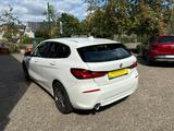 BMW 118 Baureihe 1 Lim. 118 i HUD LED NAVI wenig KM! - BMW 118 mit Benzin-Antrieb