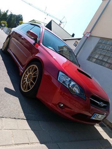 Subaru Legacy GT