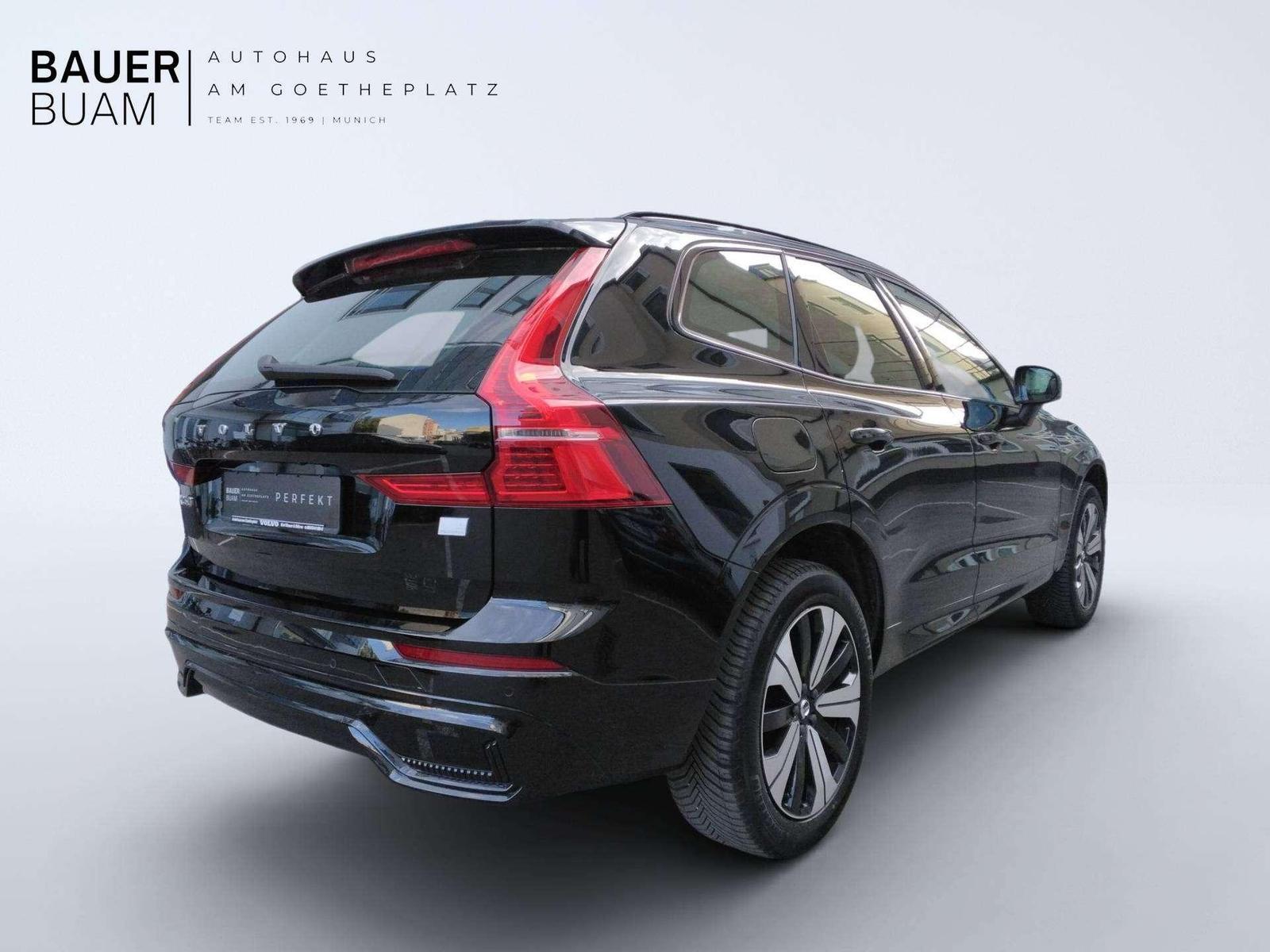 Volvo XC60 R Design Recharge Plug-In Hybrid AWD