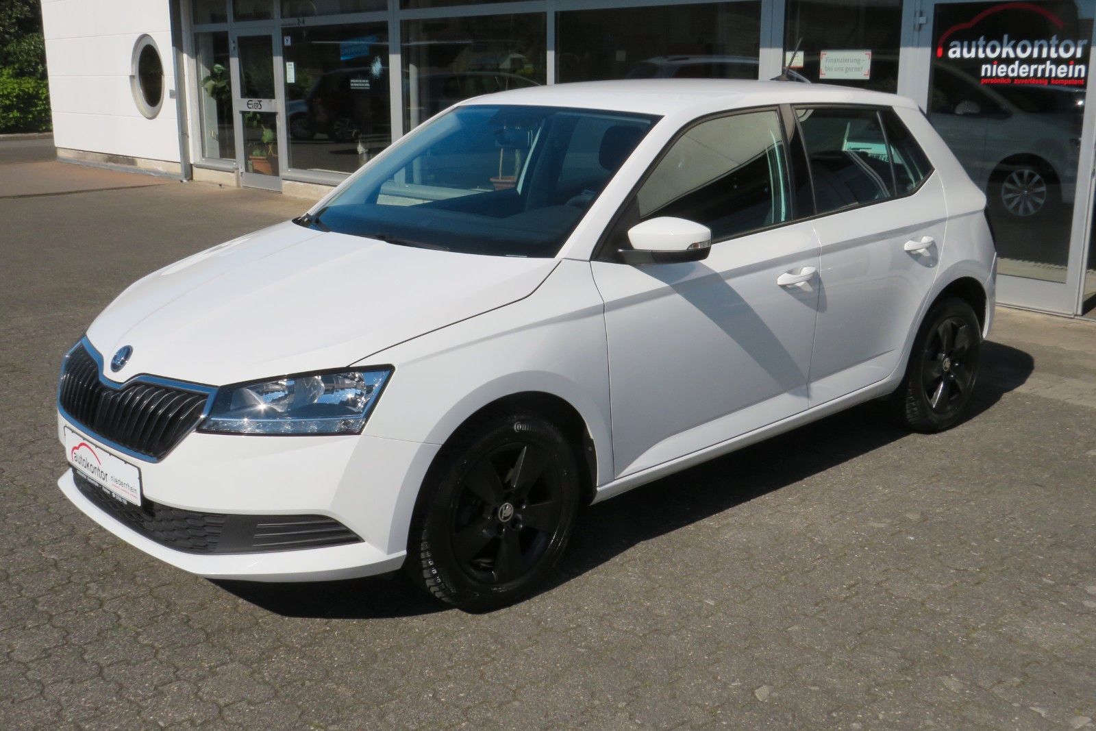 Fahrzeugabbildung SKODA Fabia Active KLIMA ALU ZV 1.HAND