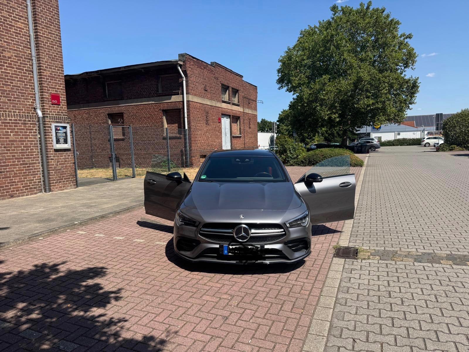 Mercedes-Benz CLA 35 AMG Shooting Brake CLA 35 4MATIC DCT ...