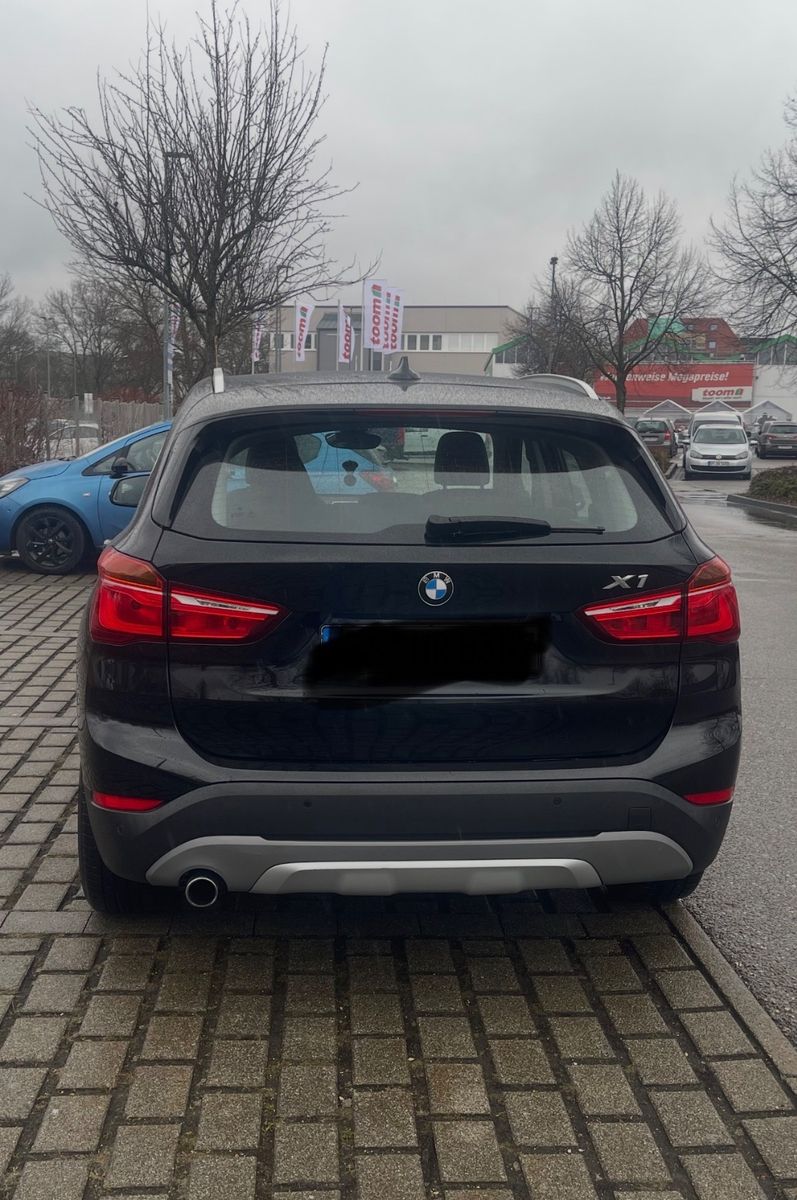 BMW X1 sDrive18d Advantage Advantage