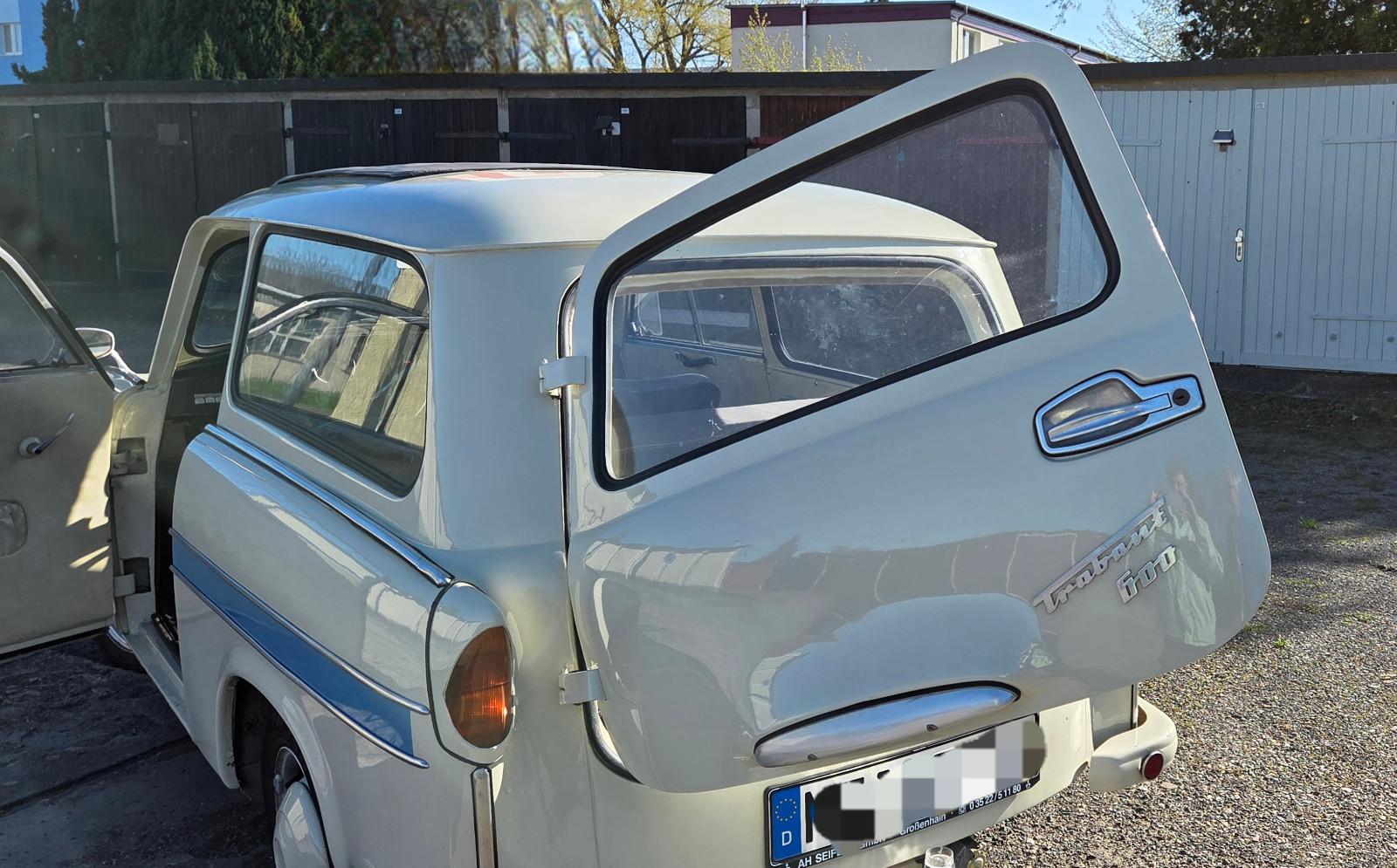 Trabant 600 camping