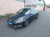 Volkswagen Passat Variant Highline BlueMotion 4Motion - Volkswagen Passat Variant aus 2011: Highline