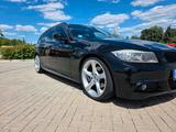 BMW 320 I M Performance - BMW 320: 320i Performance