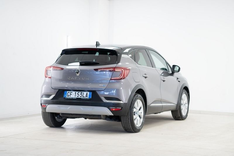 Renault Captur 1.6 E-Tech phev Initiale Paris 16 imagem 3