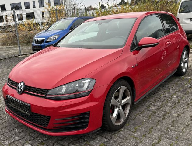 Volkswagen Golf VII Lim. GTI BMT DSG/Kamera/1.HAND