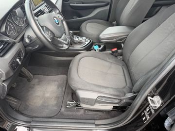 BMW 216 - 12