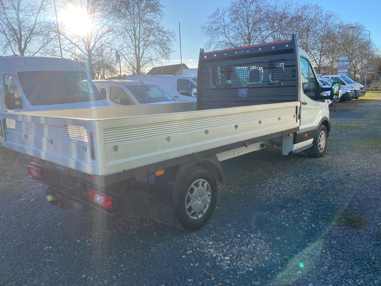 Fahrzeugabbildung Ford Transit Pritsche 350 L3 Einzelkabine Trend,AHK