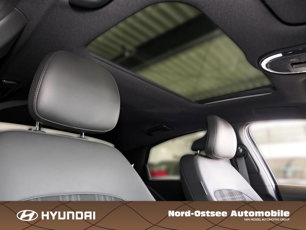 Fahrzeugabbildung Hyundai IONIQ 6 First Edition Elektro 4WD NAVI KAMERA