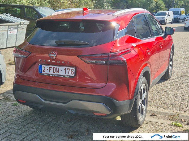 Nissan Qashqai 1.3i MHEV Aut. Pano LED Head-Up Virtual imagem 3