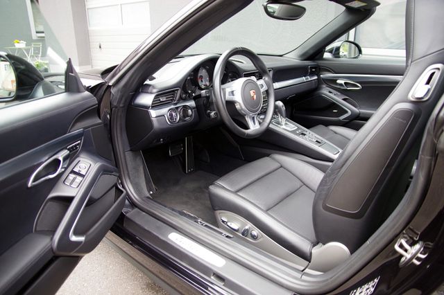 Porsche 991 Targa 4S*Sportabgas,14-W.,Sitzlüftung,BOSE*