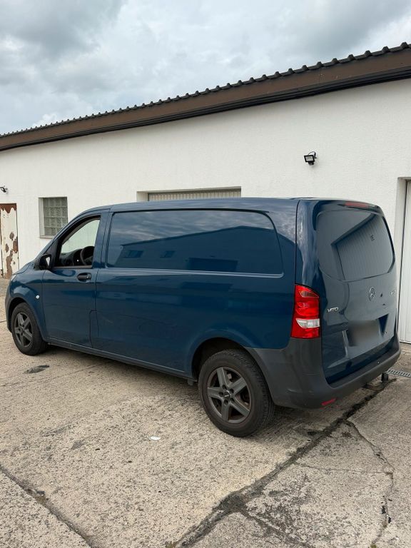 Image of Mercedes-Benz Vito