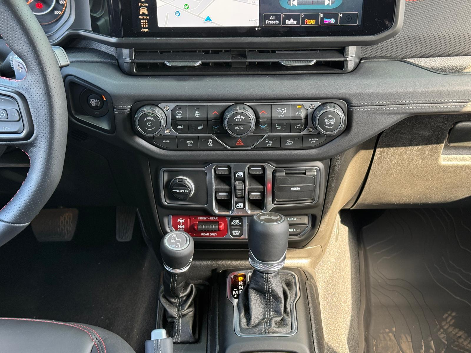 Jeep Wrangler Unlimited 392 MOAB 2026 SkyOne