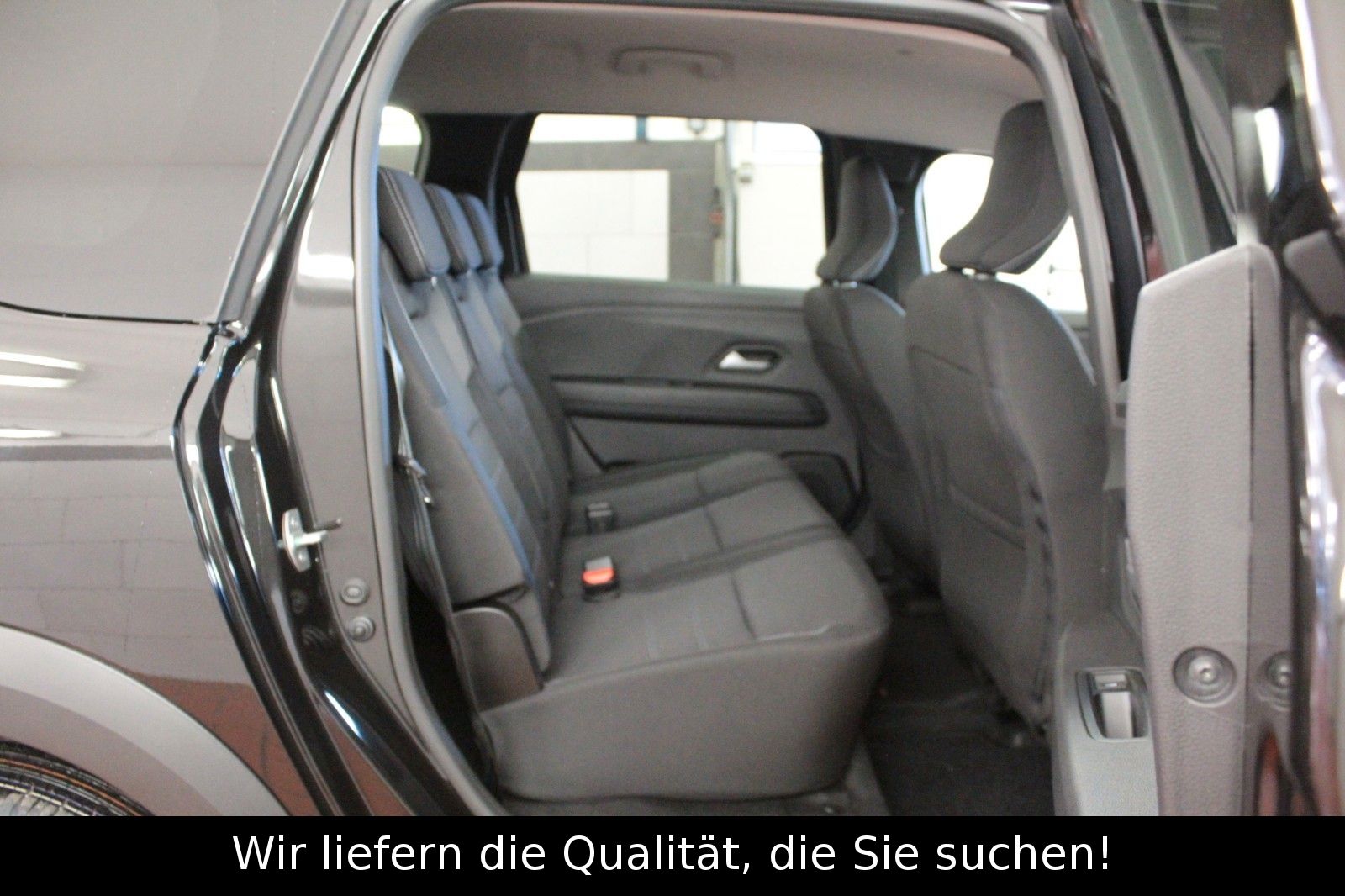 Fahrzeugabbildung Dacia Jogger Hybrid 140 Expression*7-Sitzer*