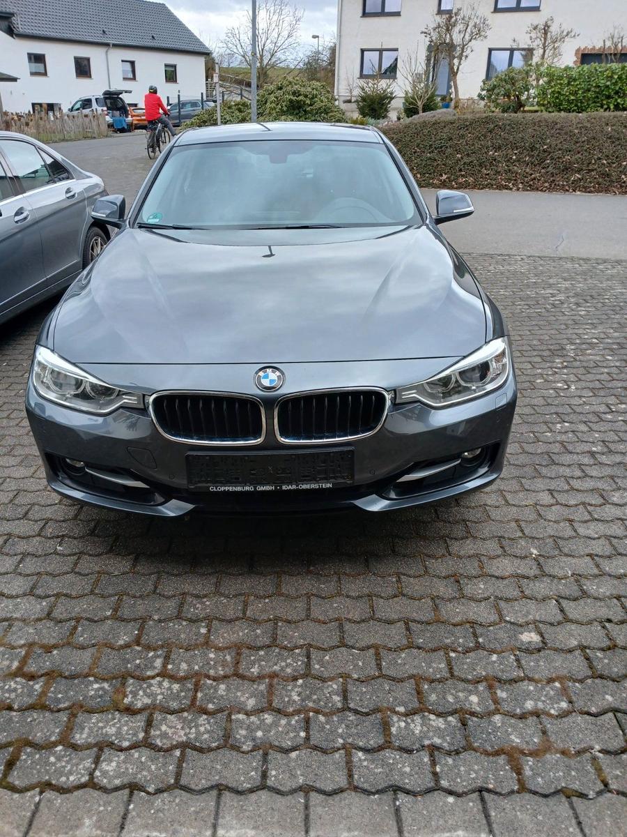 BMW 320