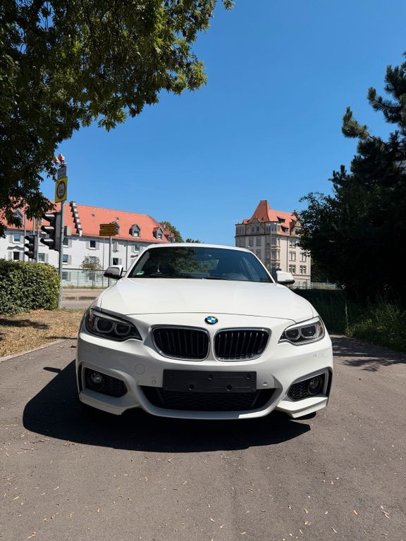 Image of BMW 220