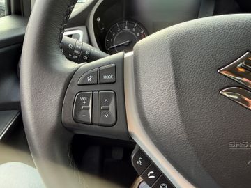 Suzuki SX4 (S-Cross)+LED+Navi+DAB+SHZ+(AHK)