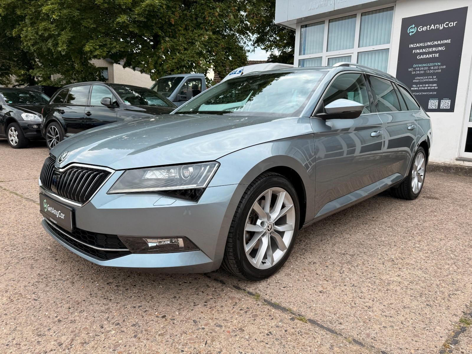 Skoda Superb Combi 1.8 TSI Style Pano+RFK+ACC+Bi-Xenon