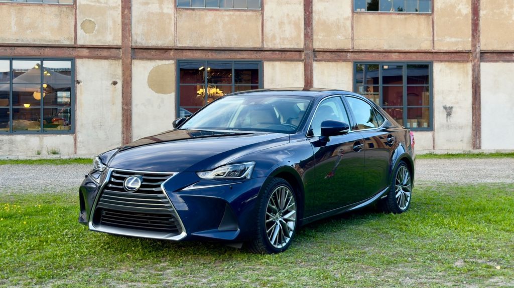 Image of Lexus IS 300