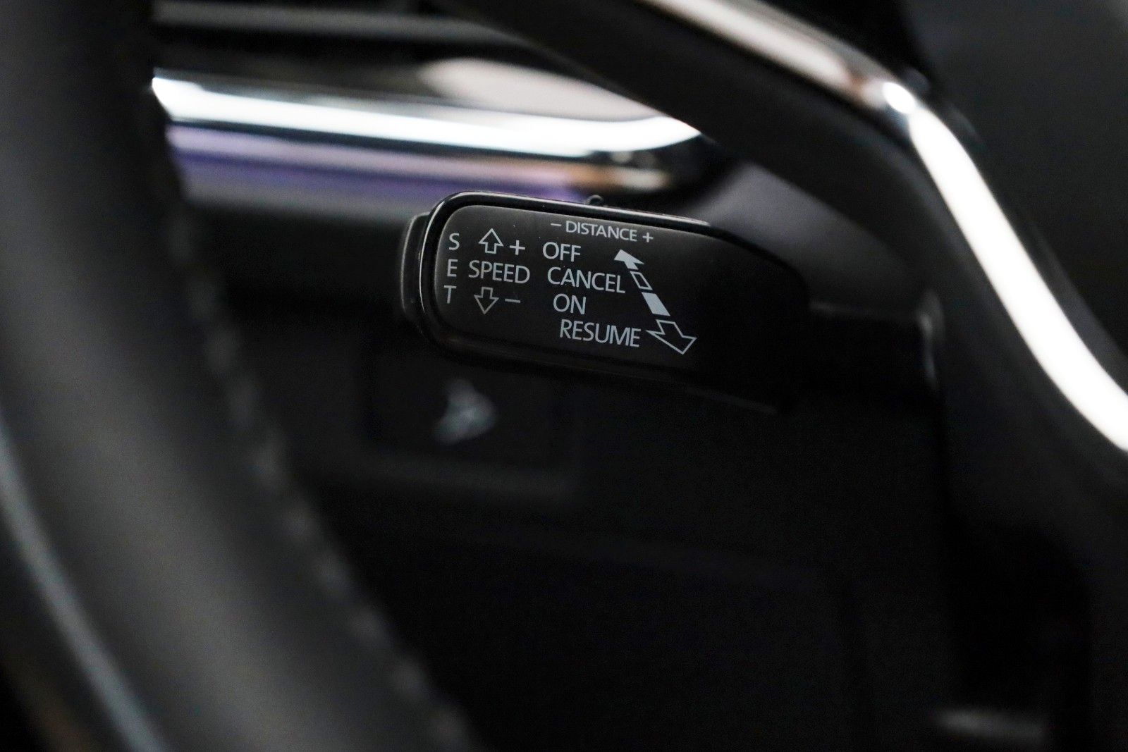 Fahrzeugabbildung SKODA Enyaq 80 x Suite,Leder,Kamera,Wärmepumpe,ACC