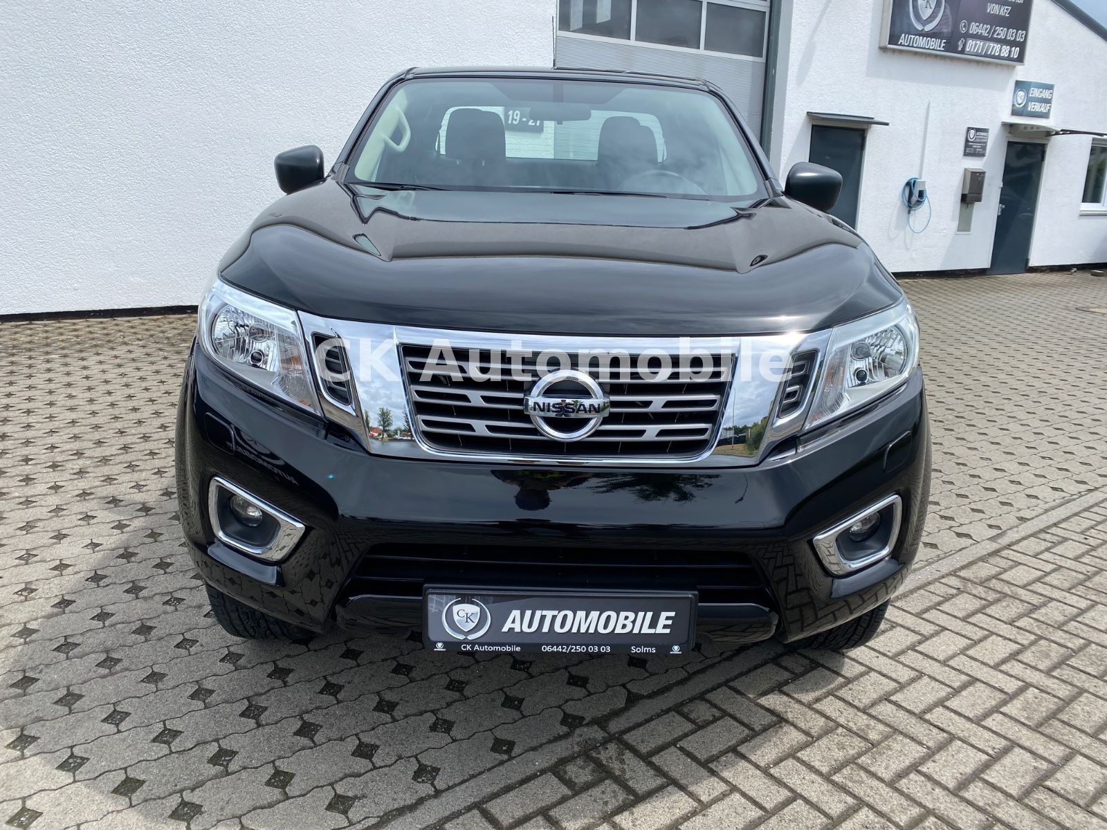 Fahrzeugabbildung Nissan Navara NP300 Acenta King Cab 4x4/AHK 3500 KG