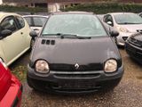 Renault Twingo 1.2 Liberty Euro 4 Neue  Motor Neue Tüv - Renault Twingo: Motor